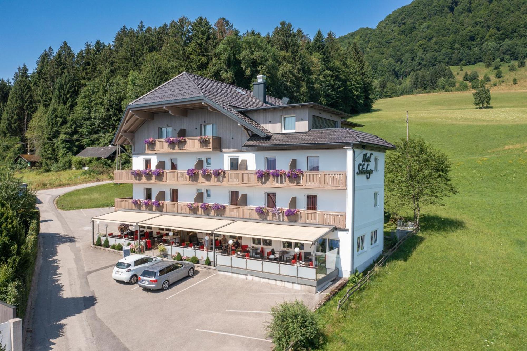 Hotel Schoenberger Nussdorf am Attersee Esterno foto
